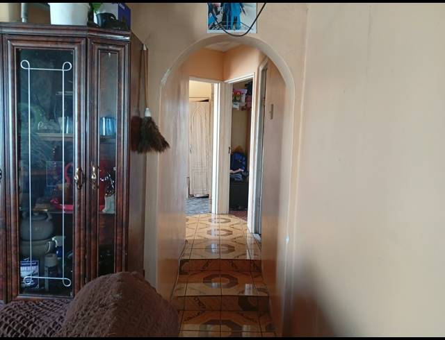 3 BEDROOM FREEHOLD FOR SALE IN VICTORIA MXENGE